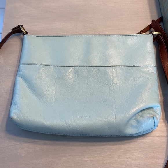 Fossil Crossbody Bag - Picture 2 of 8